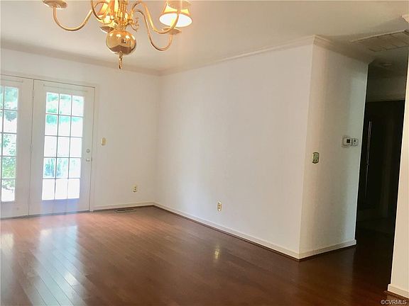 5th image of 3140 Lake Terrace Ct #62