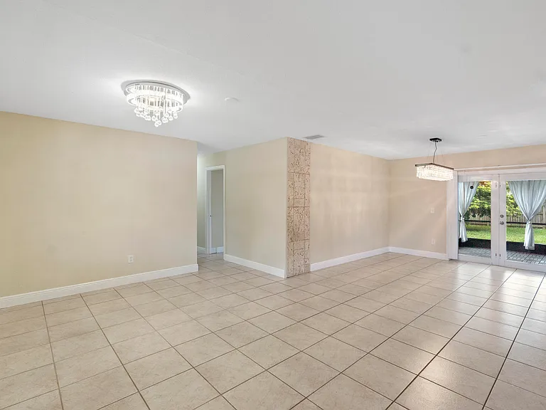 4784 Alfresco St — Photo 16