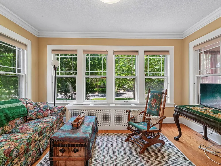 1771 James Ave S #1 — Photo 6
