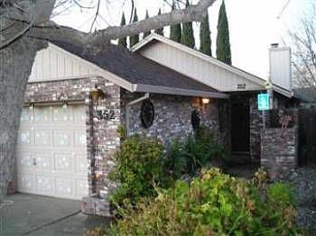 2nd image of 352 Riverside Dr