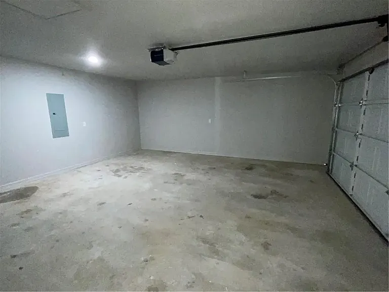 1280 Colonel Salomon Dr — Photo 12