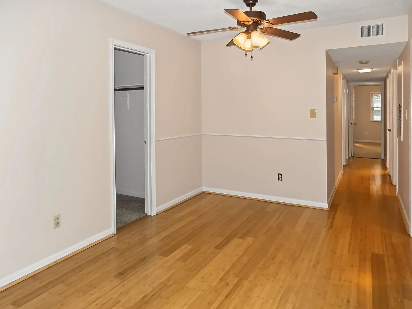4610 Lawndale Drive — Photo 4