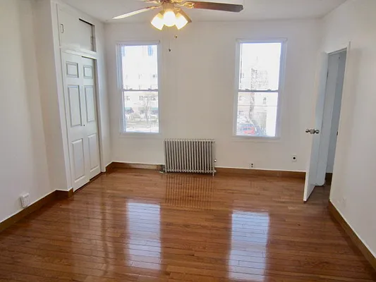 Rented by Capri Jet Realty Corp | media 11