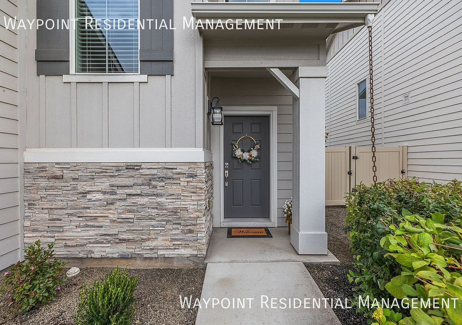 Cheerful Meridian Home With A Spacious Backyard, Open Park Setting & Flexible Loft — Photo 3