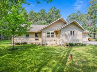 347 Pikestaff Ct, Nekoosa, WI 54457