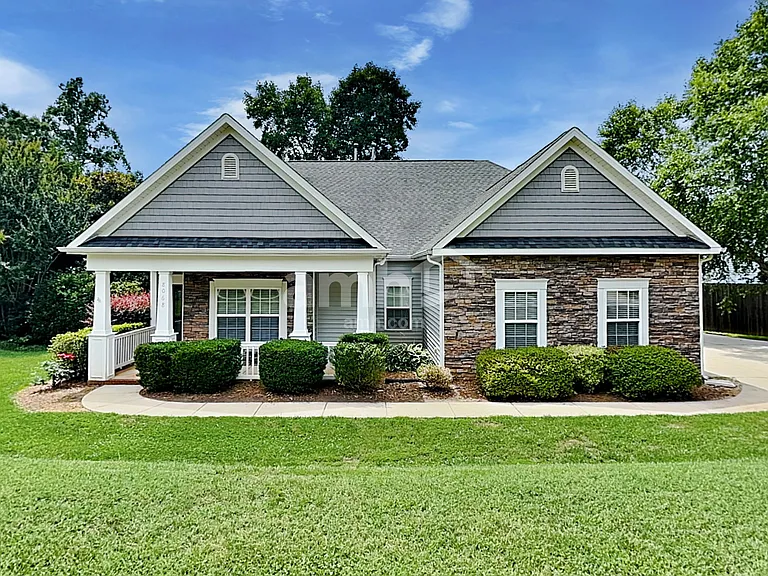 8068 Andrew Franklin Dr — Photo 1