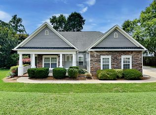 8068 Andrew Franklin Dr, Denver, NC 28037