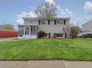 31686 Olmstead Rd, Rockwood, MI 48173