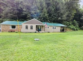 9 Ramey Frk, Jenkins, KY 41537