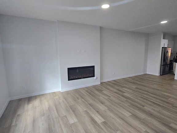 4th image of 336 Munn Way
