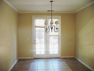 2nd image of 377 Yellowstone Dr