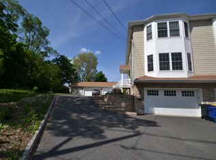 518 Centre St, Nutley, NJ 07110