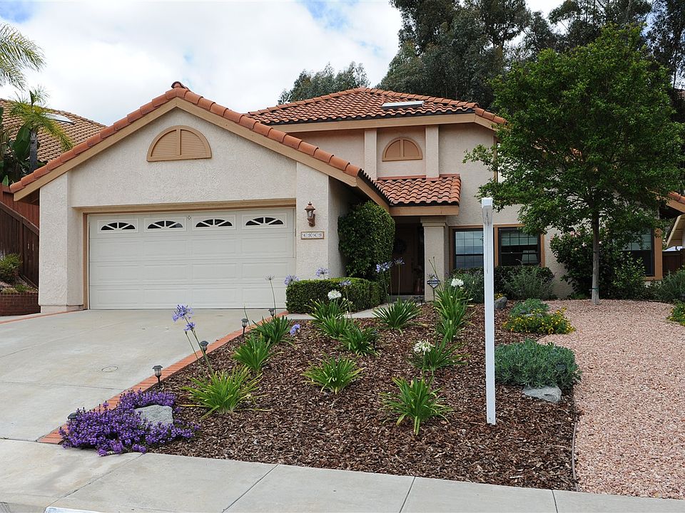 1st image of 4949 Alejo St