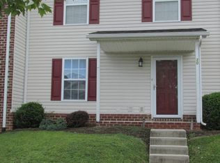 20 Charleston Ln, Christiansburg, VA 24073