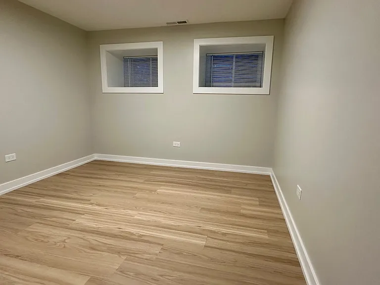 1859 N Washtenaw Ave #1F — Photo 12