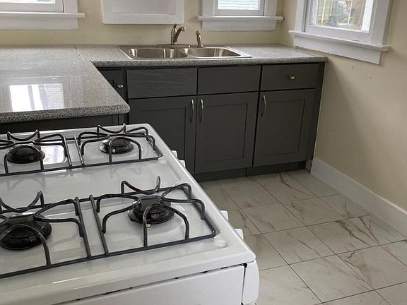 5th image of 411 N Avenue 64