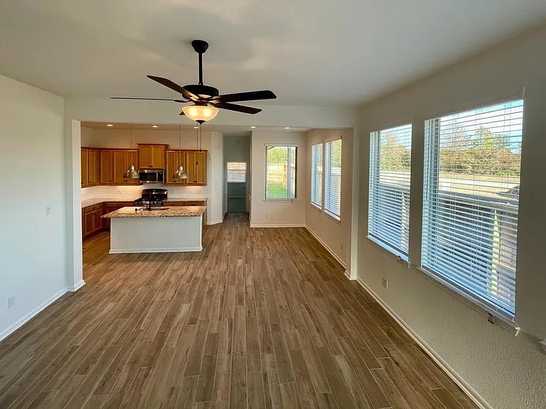 639 Silver Pear Ct — Photo 18