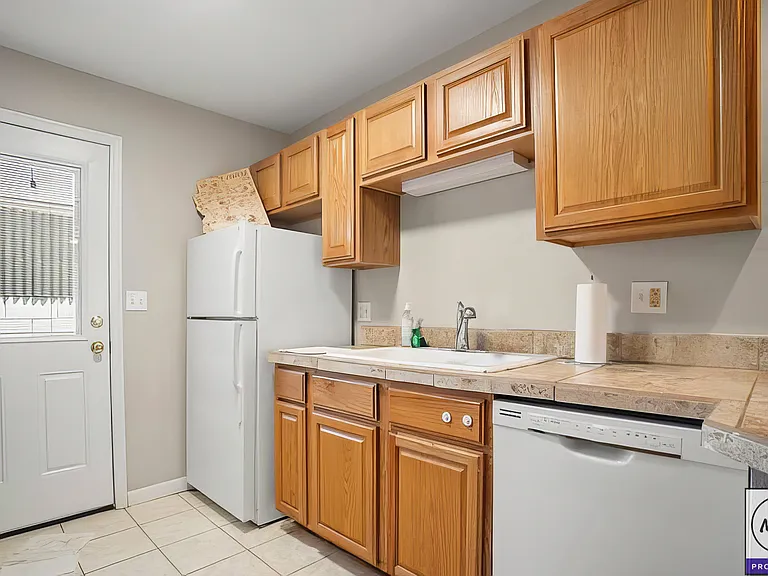 2214 S Granada Dr #C — Photo 7