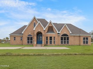 1113 Semere Rd, Breaux Bridge, LA 70517