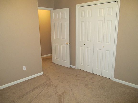 3rd image of 5234 Bluebird Ln