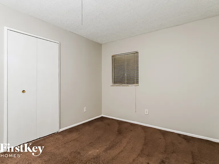 4110 Mellis Dr — Photo 9