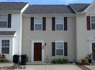 110 Park Place Dr, Morgantown, WV 26508