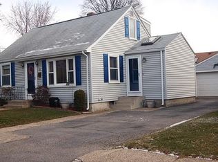21 Ruth St, Pawtucket, RI 02861