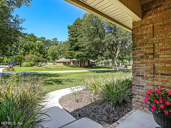 3rd image of 525 Golden Pond Ct