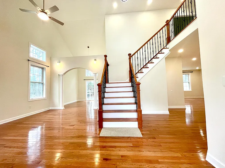 9 Poplar Dr #A — Photo 5