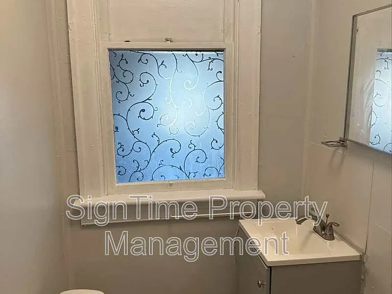 238 Summit Ave #6 — Photo 15