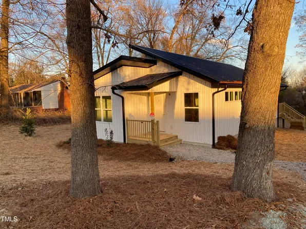 795 Lakeside Ave, Burlington, NC 27217