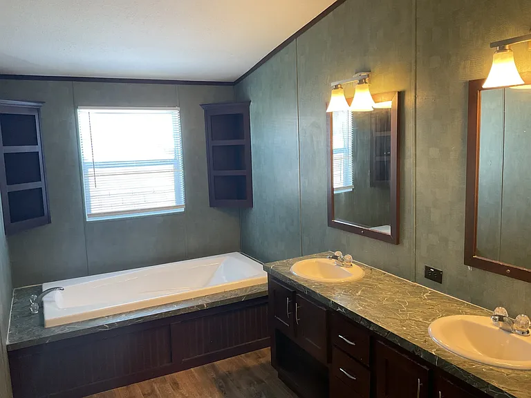 Saddlebrook — Photo 58
