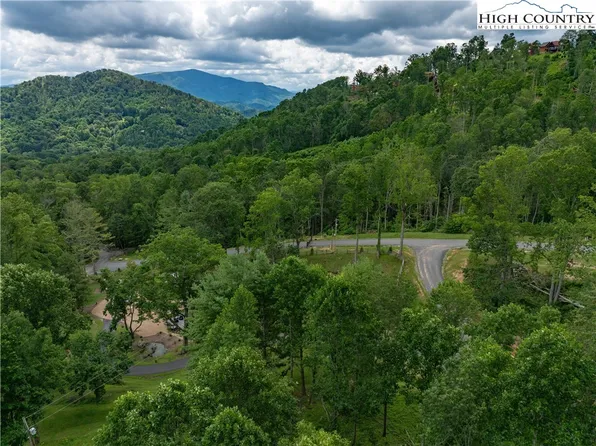 V-83 Black Feather Drive, Banner Elk, NC 28604