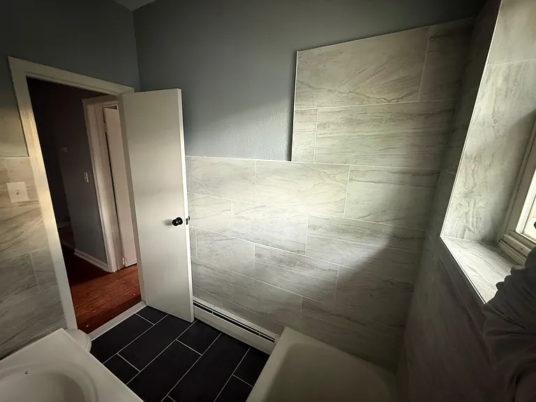 293 Parker St #7 — Photo 12