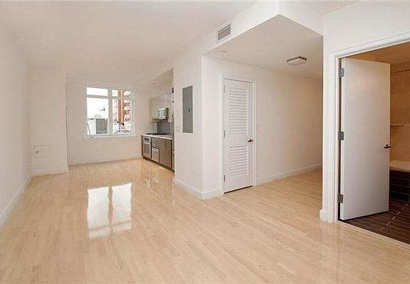 5th image of 2300 Frederick Douglass Blvd APT 7J