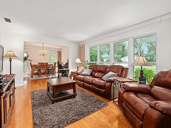 5th image of 3859 NW 32nd Pl