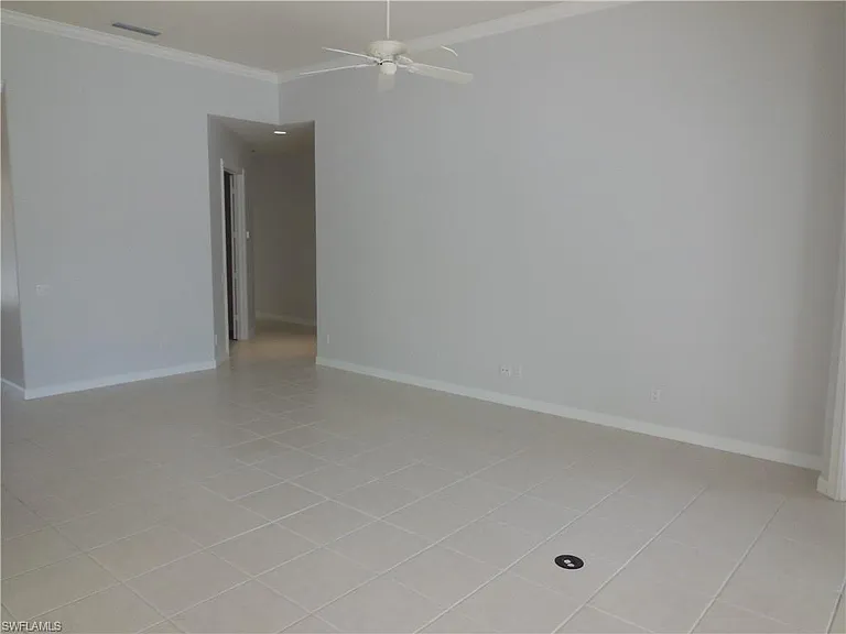 5299 Hawkesbury Way — Photo 5