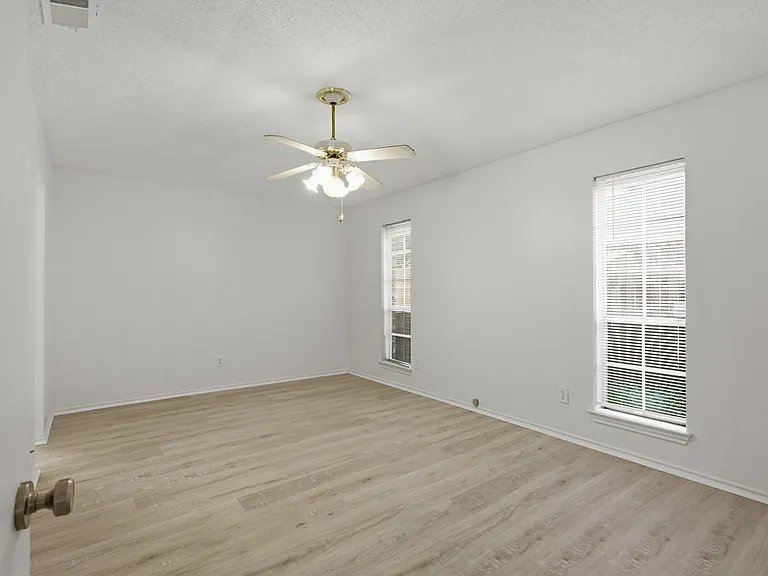 7306 Ridgeview Dr — Photo 15