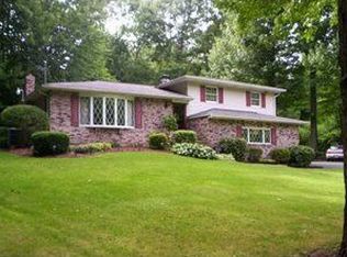 238 Andrews Trce, New Castle, PA 16102
