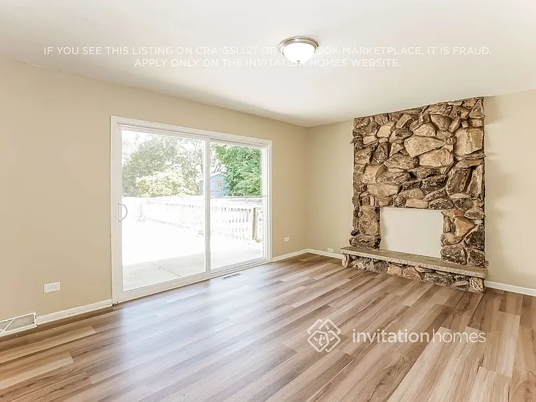 15529 Orogrande Dr — Photo 7