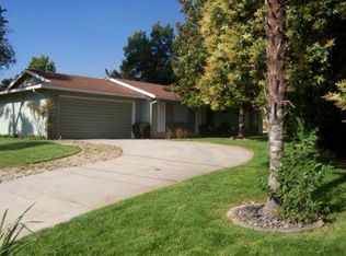 11837 Douglas St, Yucaipa, CA 92399