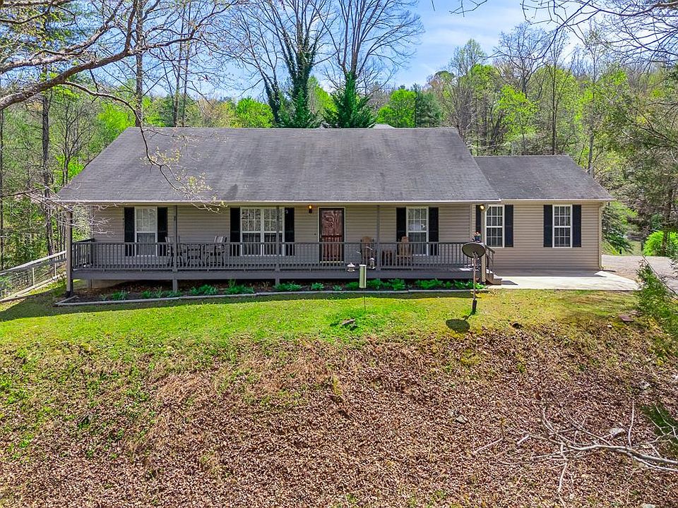1st image of 95 Hollow Drive