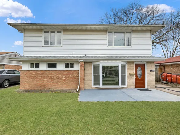 1363 Gordon Ave, Calumet City, IL 60409