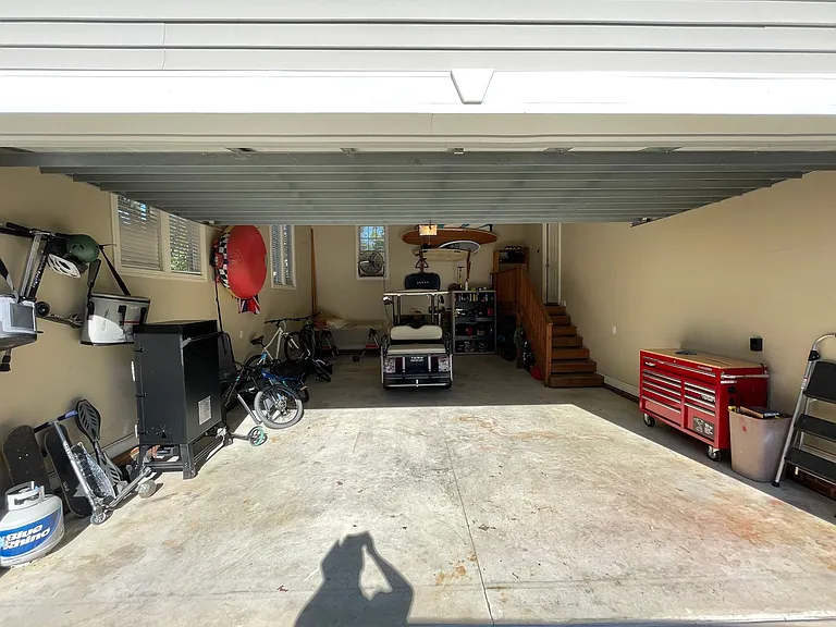 34 Woodbury Ln — Photo 42