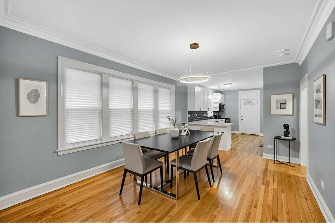 3 bed, 1300 sqft, $1,800 — Photo 3