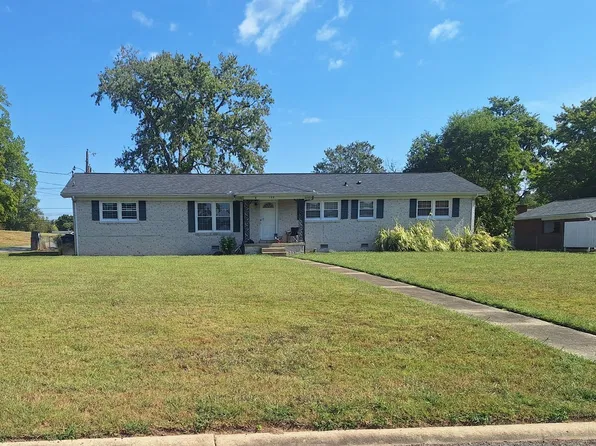 108 Rosewood Dr, Shelbyville, TN 37160