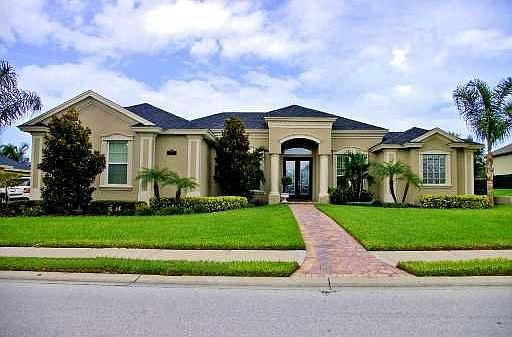 1st image of 724 Whisper Woods Dr