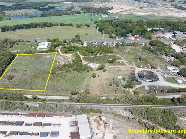 4242 W 28th St, Bryan, TX 77803