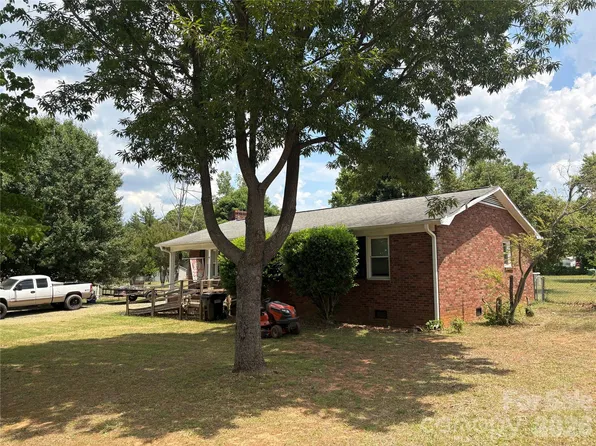 9289 Fisher Rd, Rockwell, NC 28138