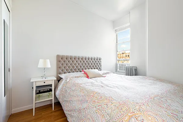 Sold by Compass | media 4